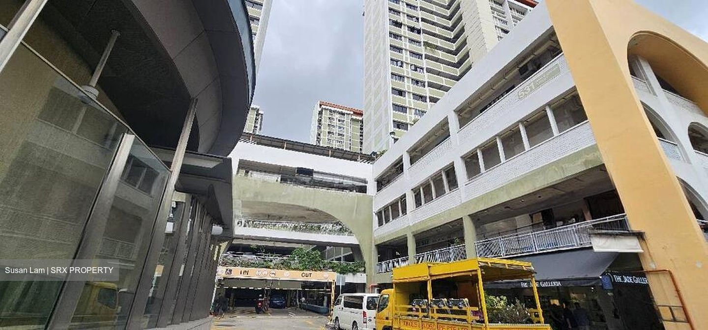 Hong Lim Complex (D1), Shop House #550472601